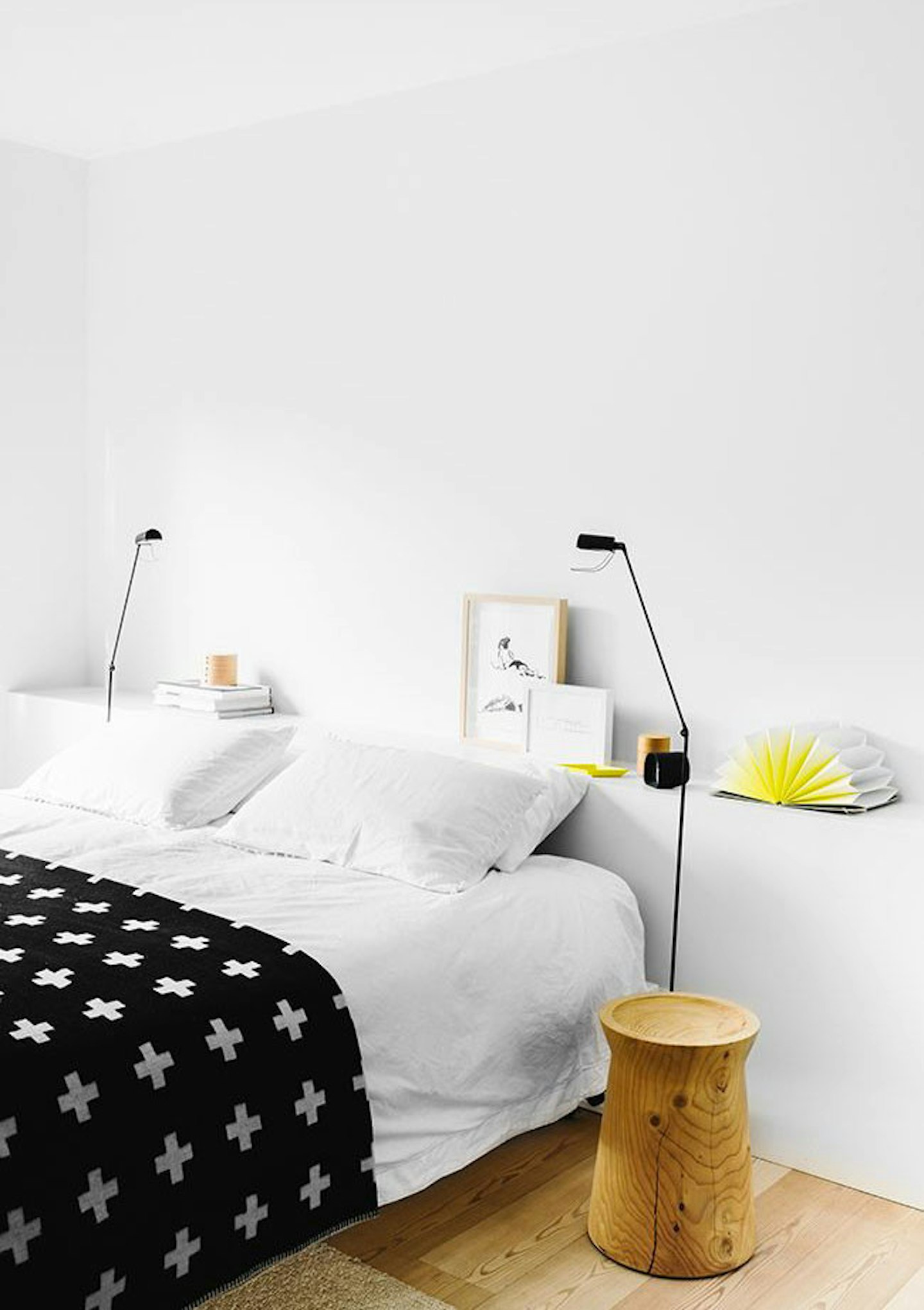 how to decorate your room