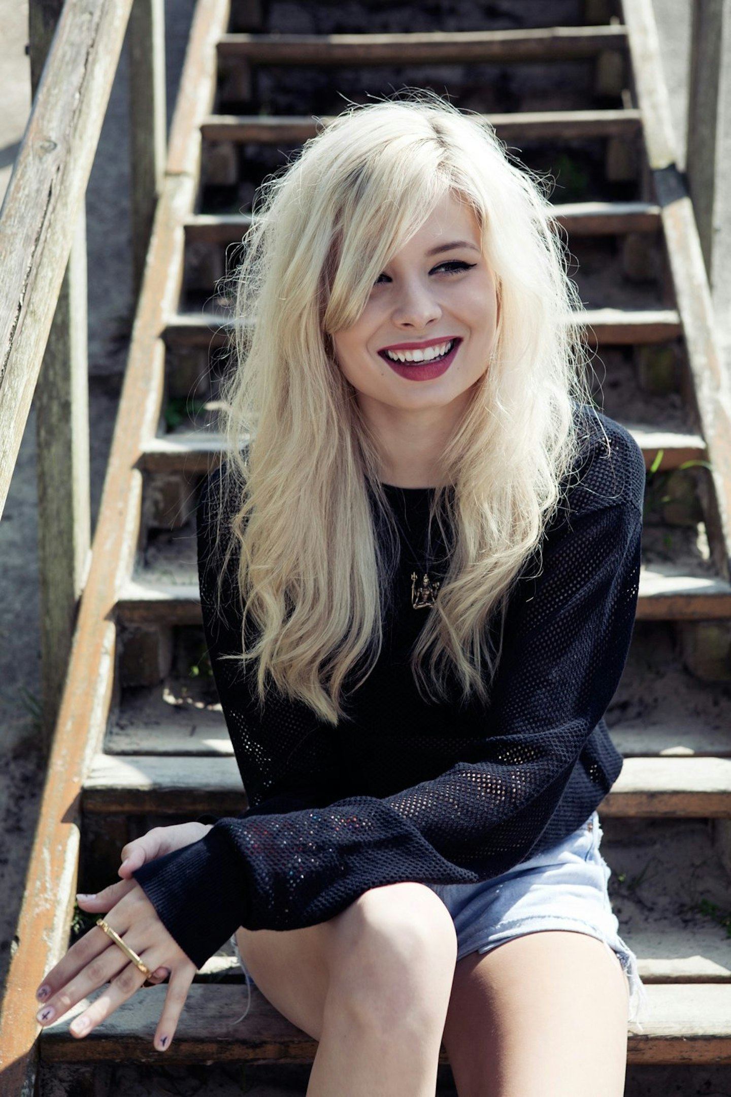 NinaNesbitt1-CreditAlexLake