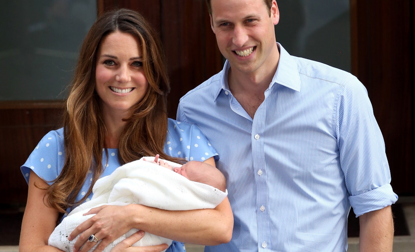 Kate and Will with a newborn baby George outside the Lindon Wing, 23rd July 2013 [Getty]