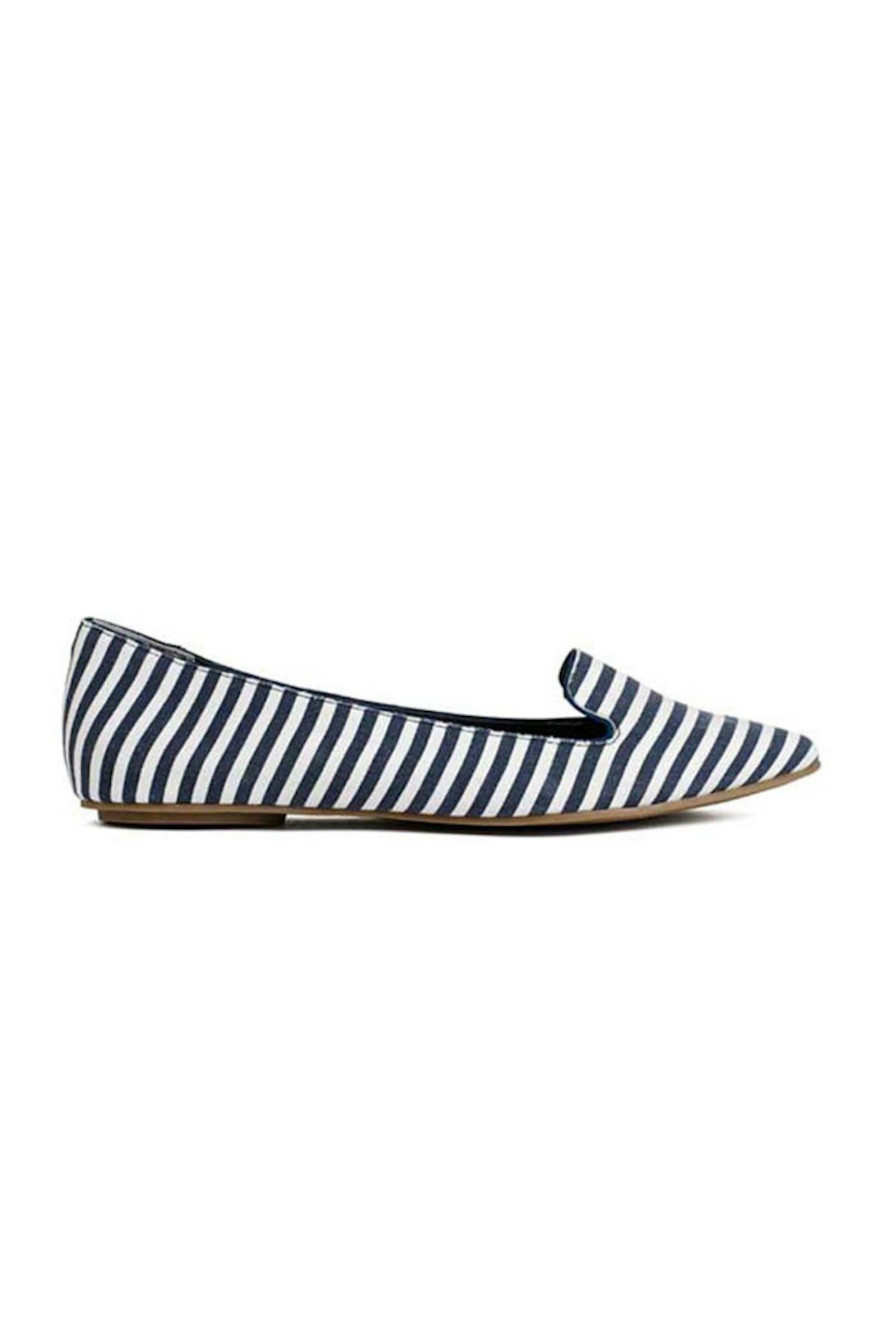 7. PRINTED POINTY FLATS