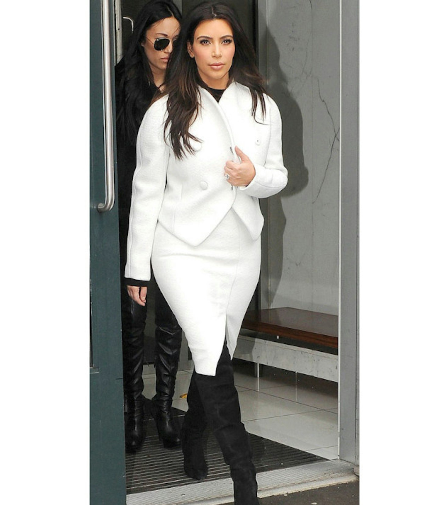 kim-kardashian-fashion-disaster-white-suit-black-boots