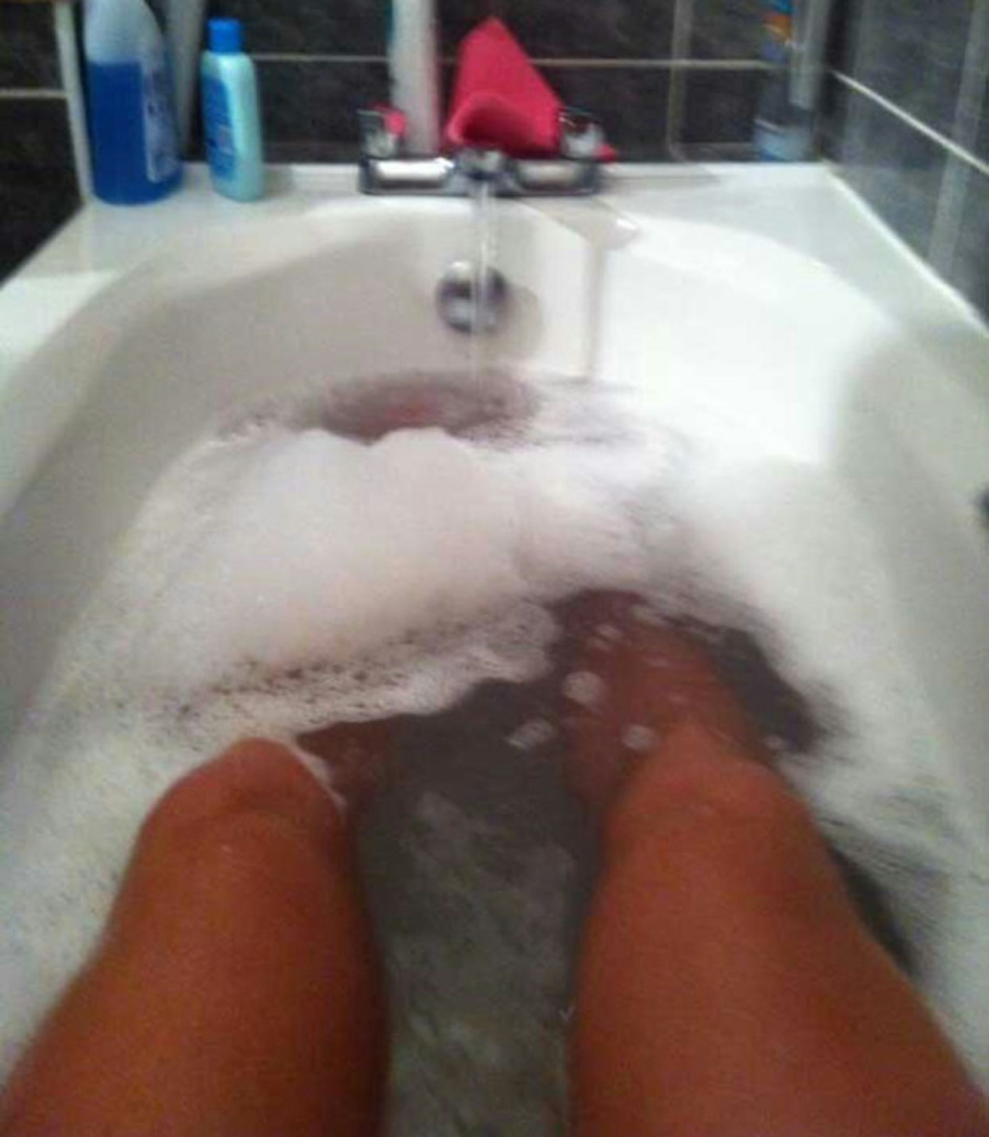 jack-watkins-the-valleys-naked-bath