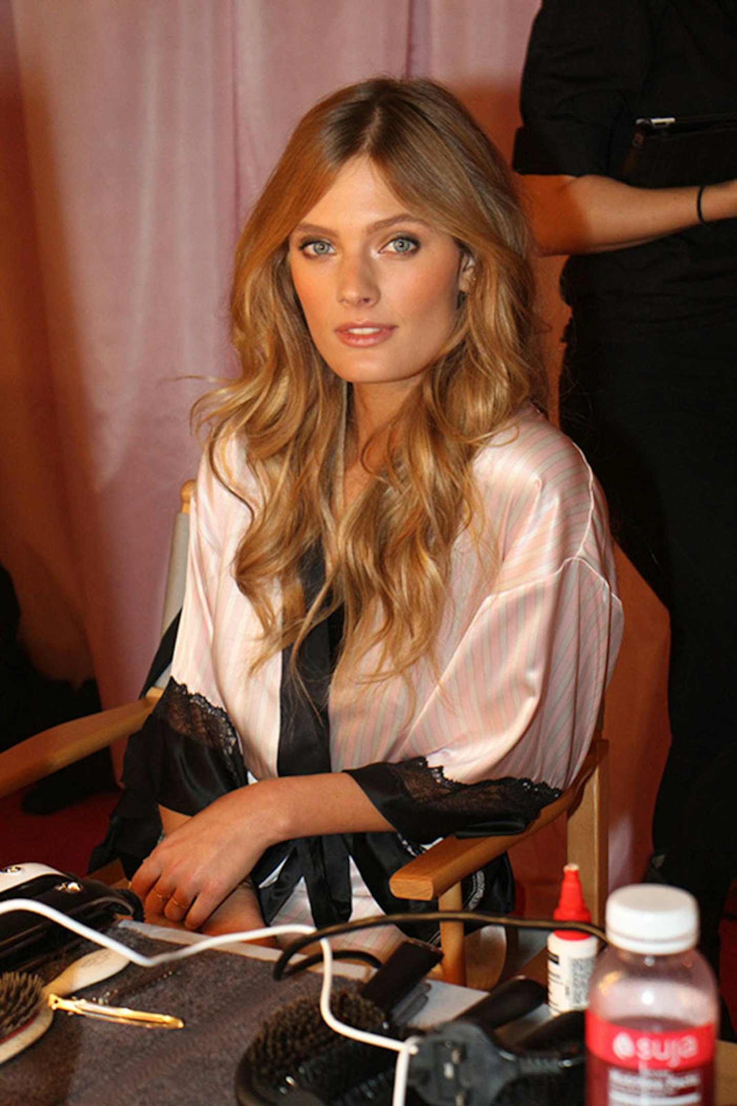 Tousled waves ahoy