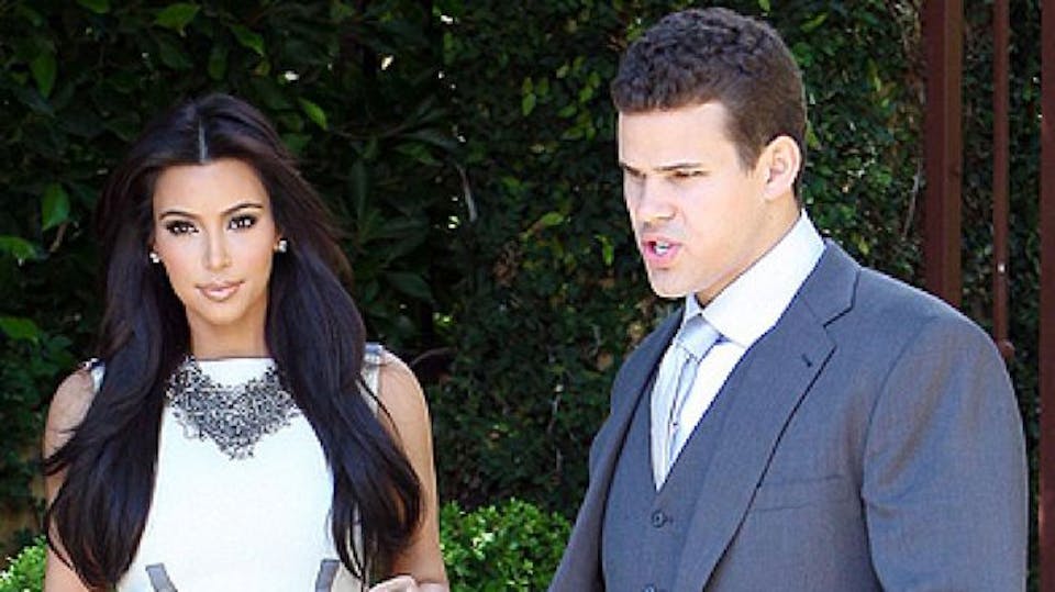 Kim Kardashian And Kris Humphries Are Divorced Closer