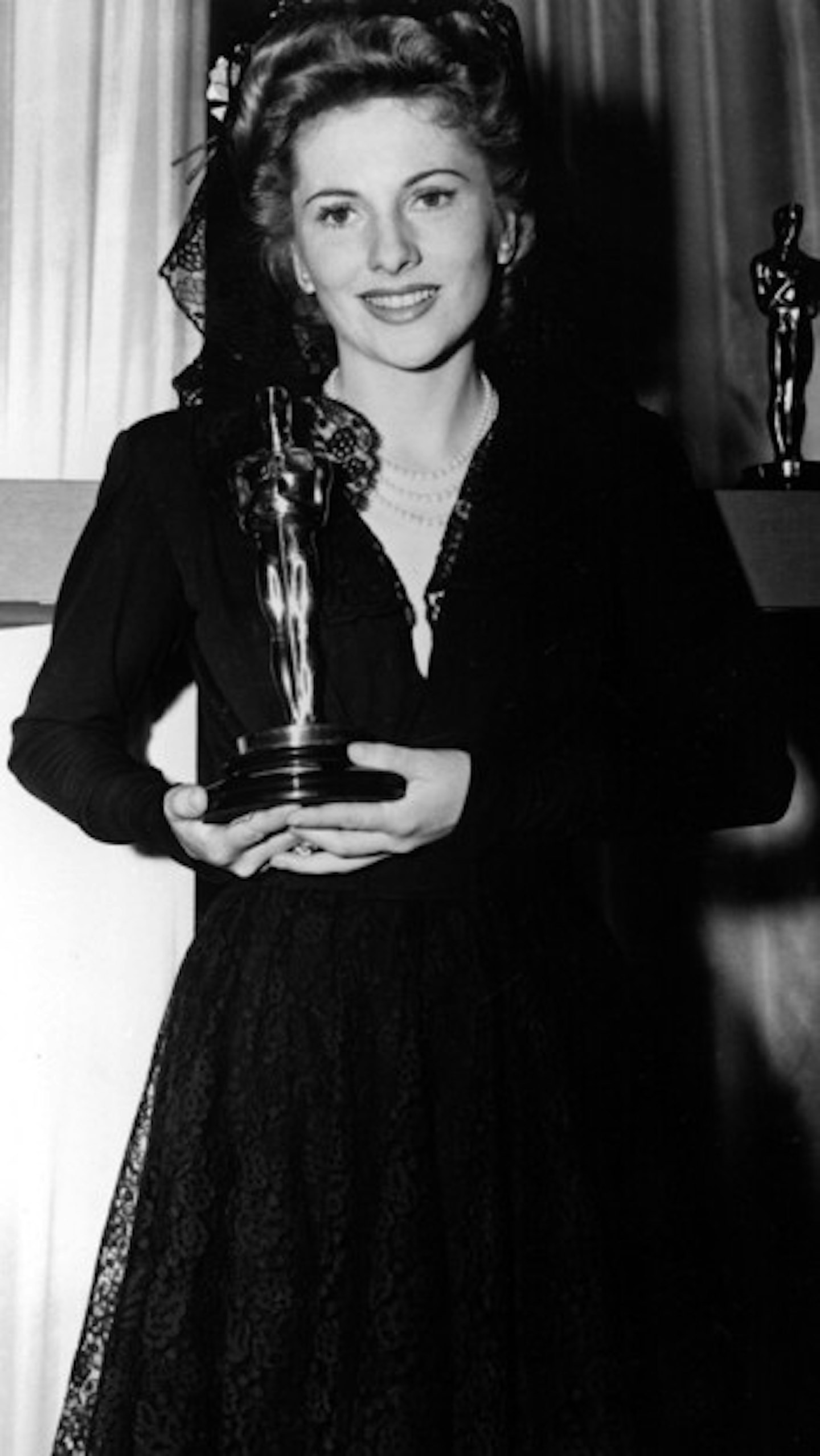 Joan Fontaine, 1942