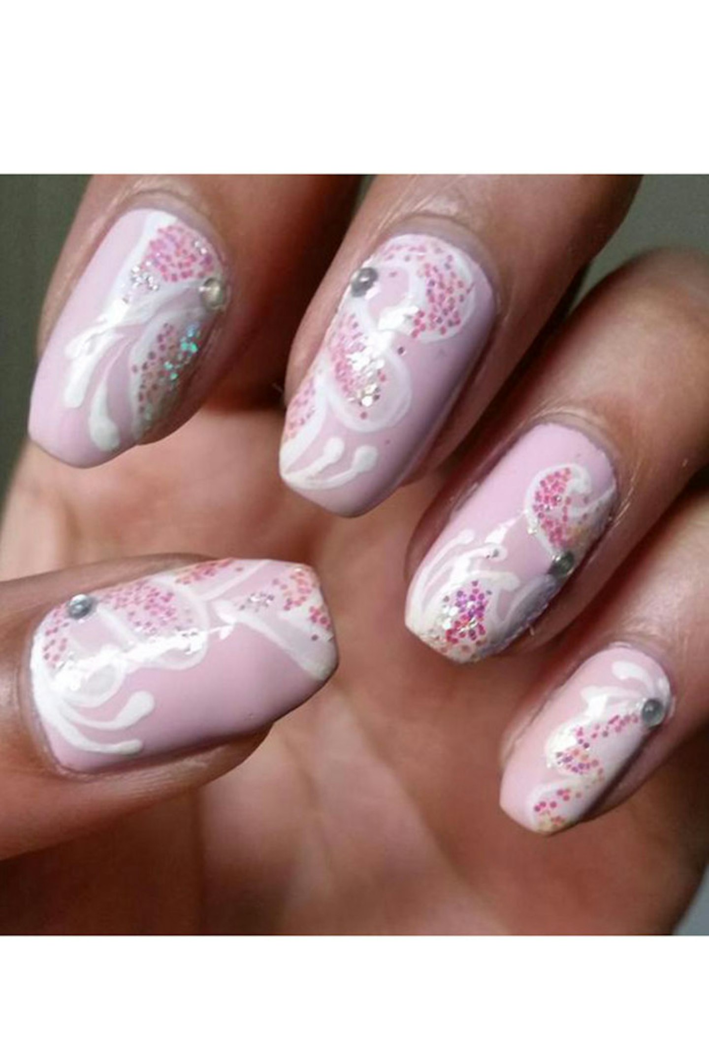 @pnailss
