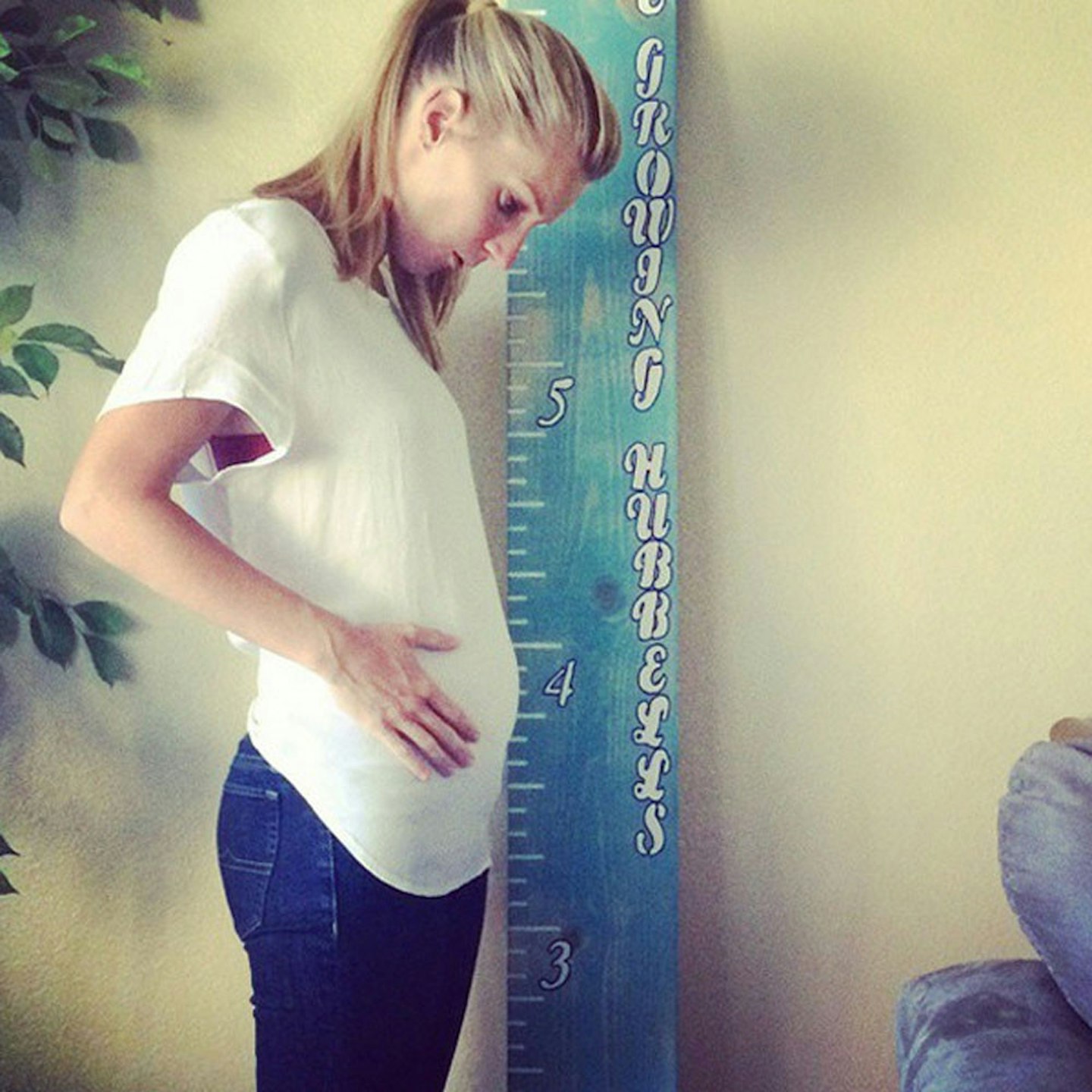 heather-morris-pregnant