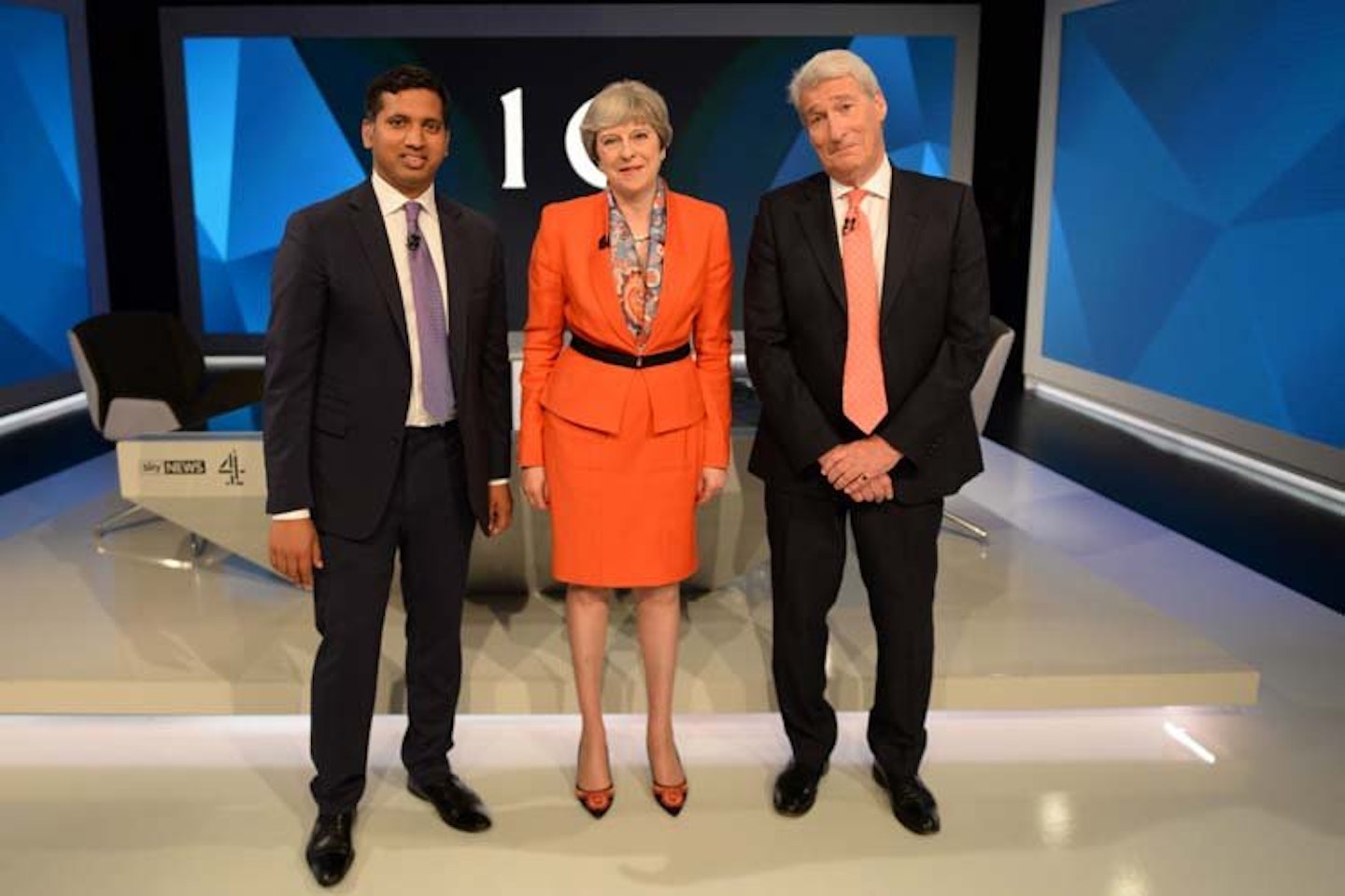 Theresa-May-outfits