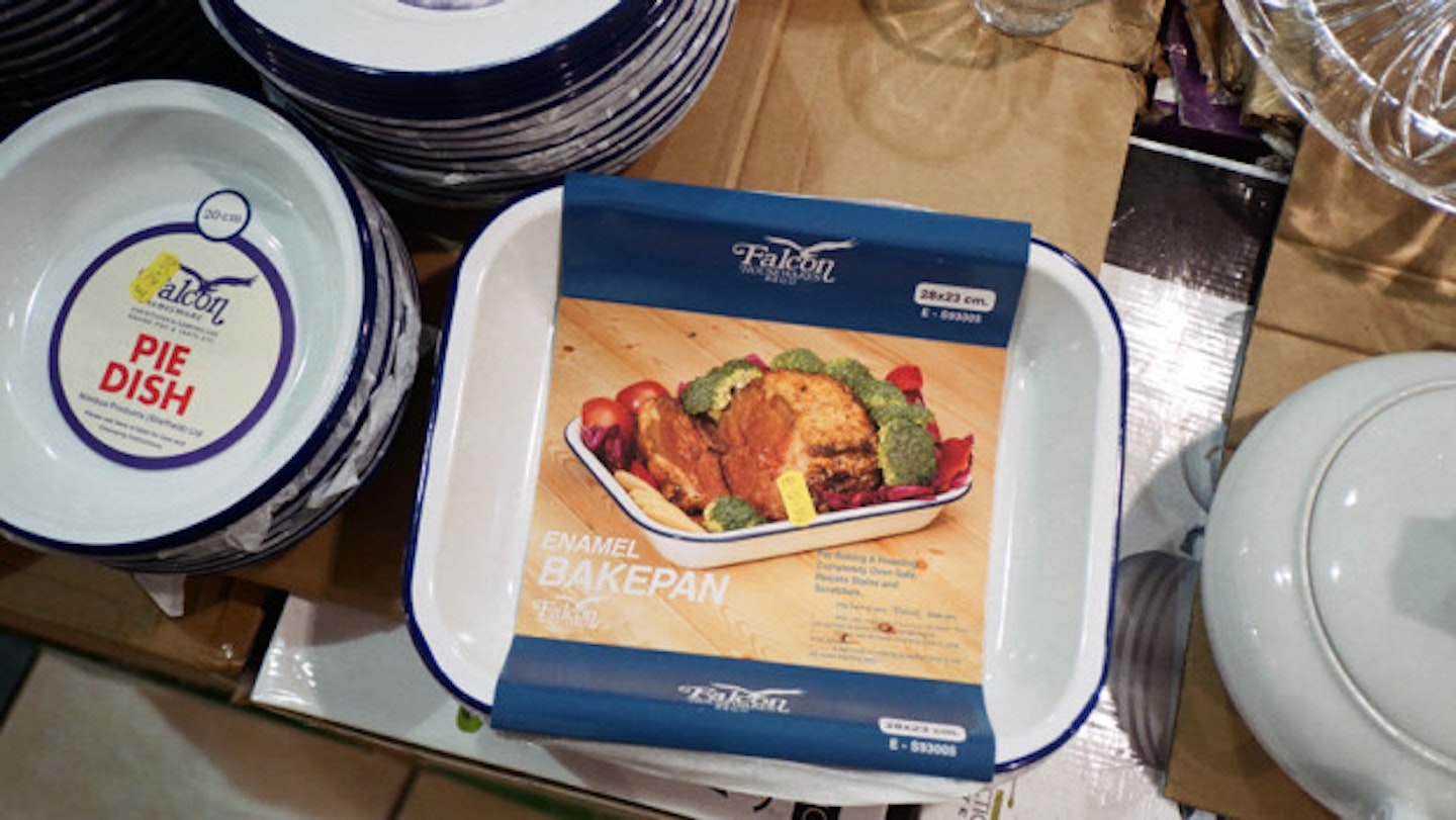 These suspiciously cheap oven trays
