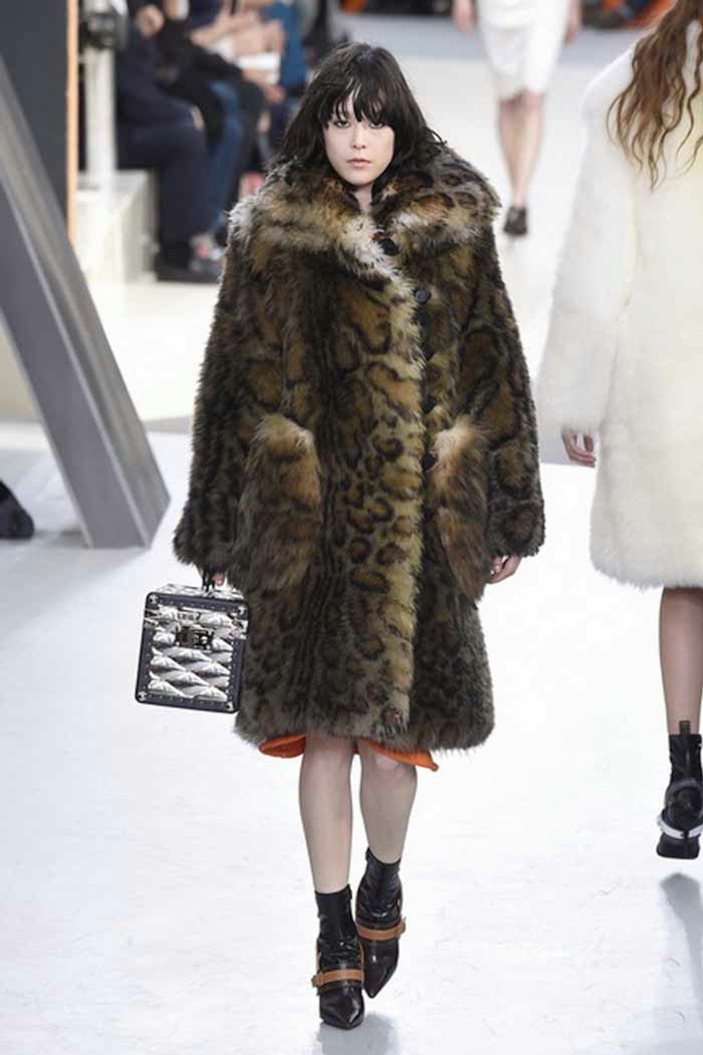 AW15CG-LVuitton-013