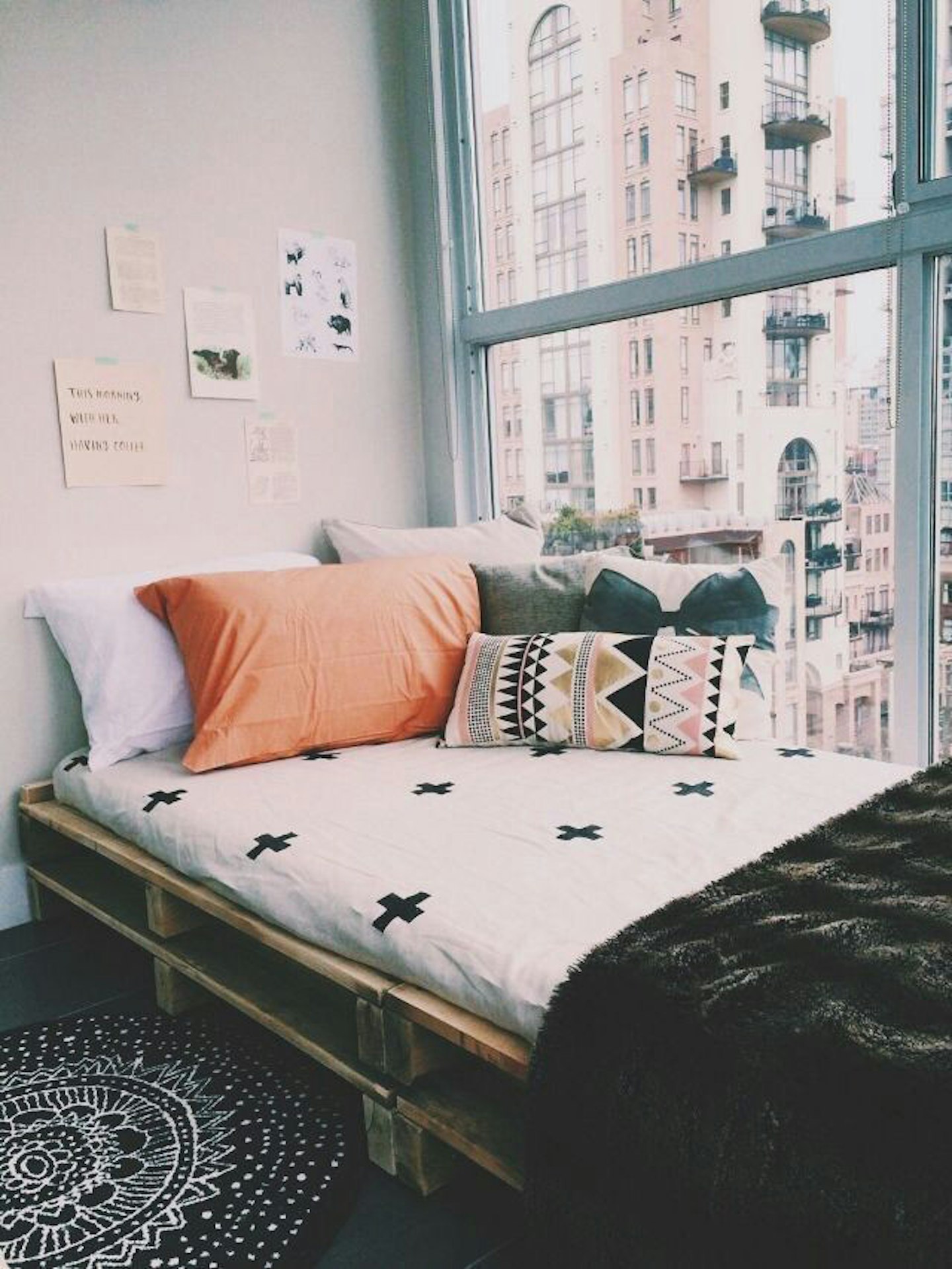 cushion-bed