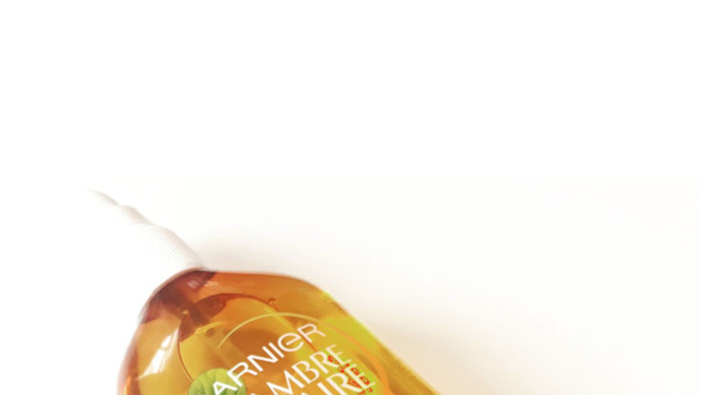BeautyHero Garnier Ambre Solaire Sensitive Advanced Nourishing Protective Oil SPF50