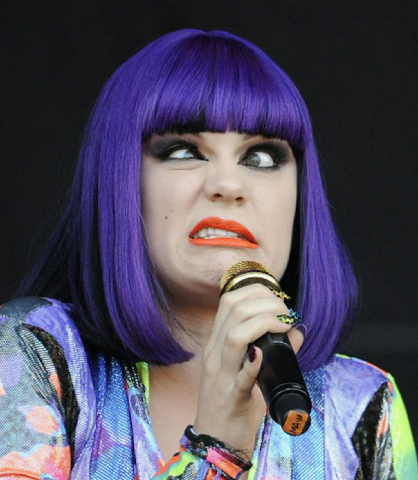 jessie-j-purple-bob-wig