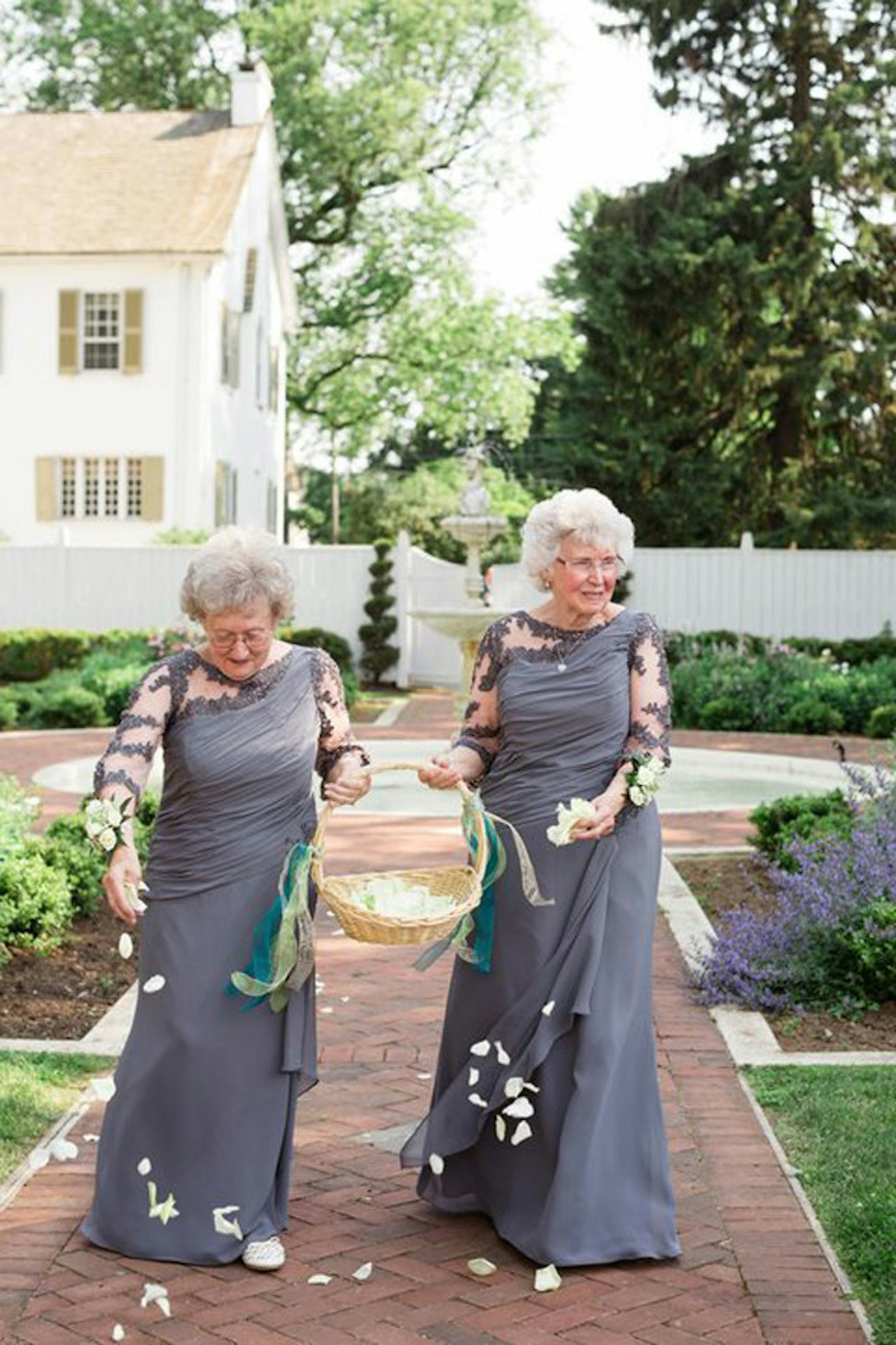 flower-girl-grandmas