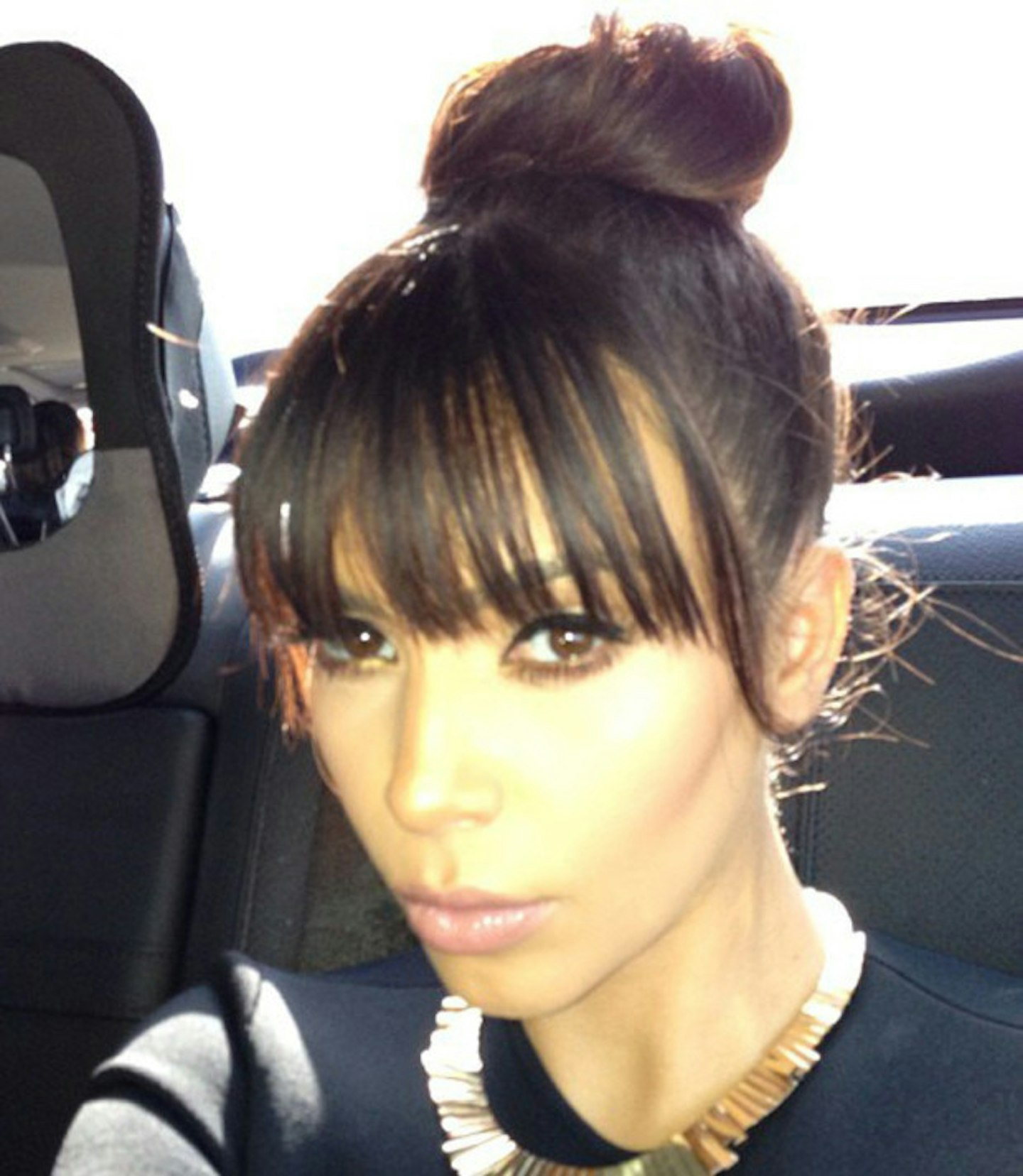 kim-kardashian-hair-bun-selfie