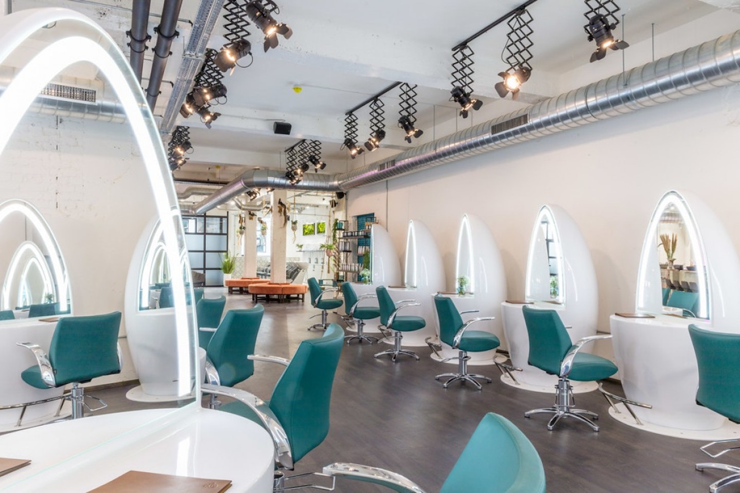 duck-and-dry-london-blow-dry-bar-salon