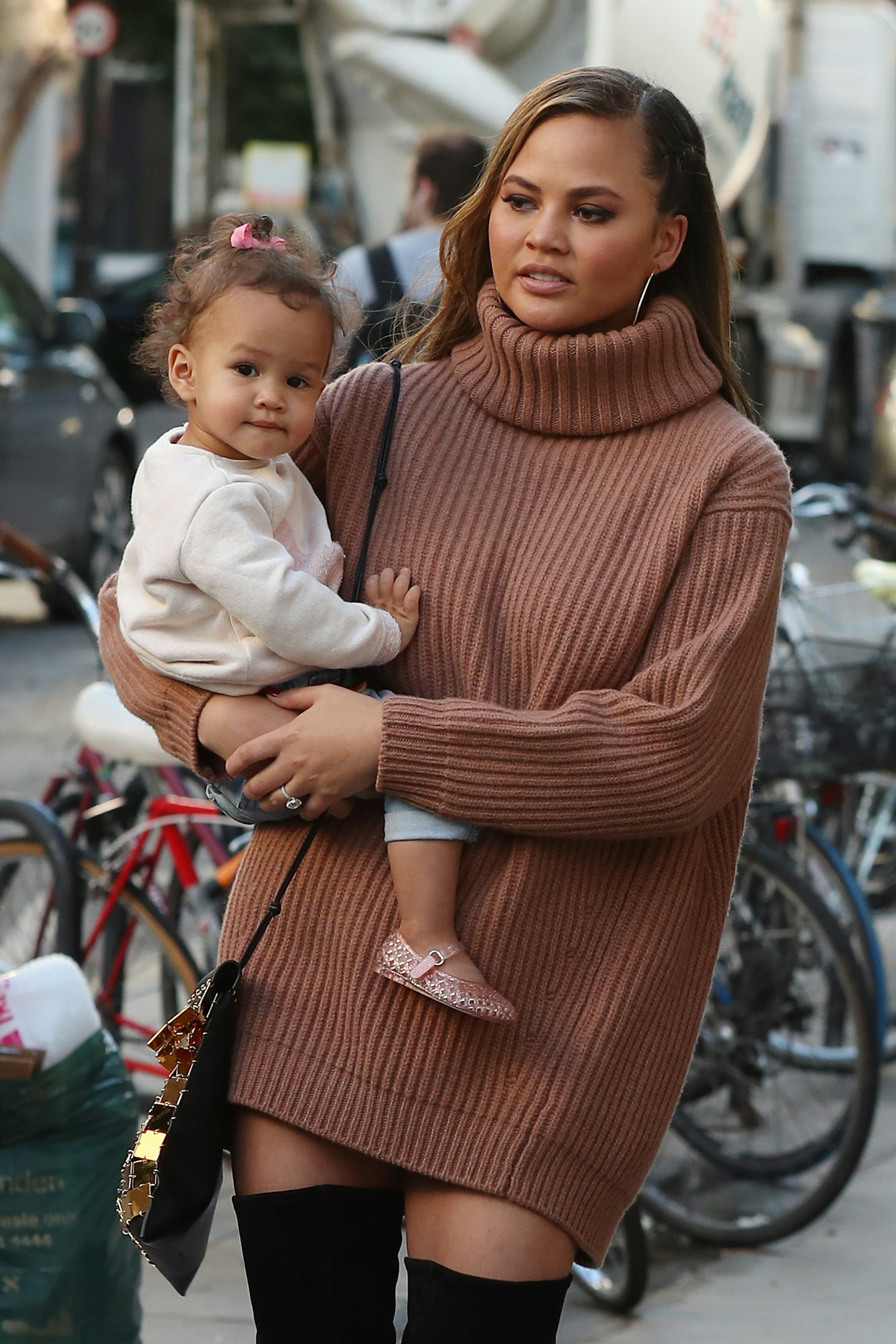 luna chrissy teigen