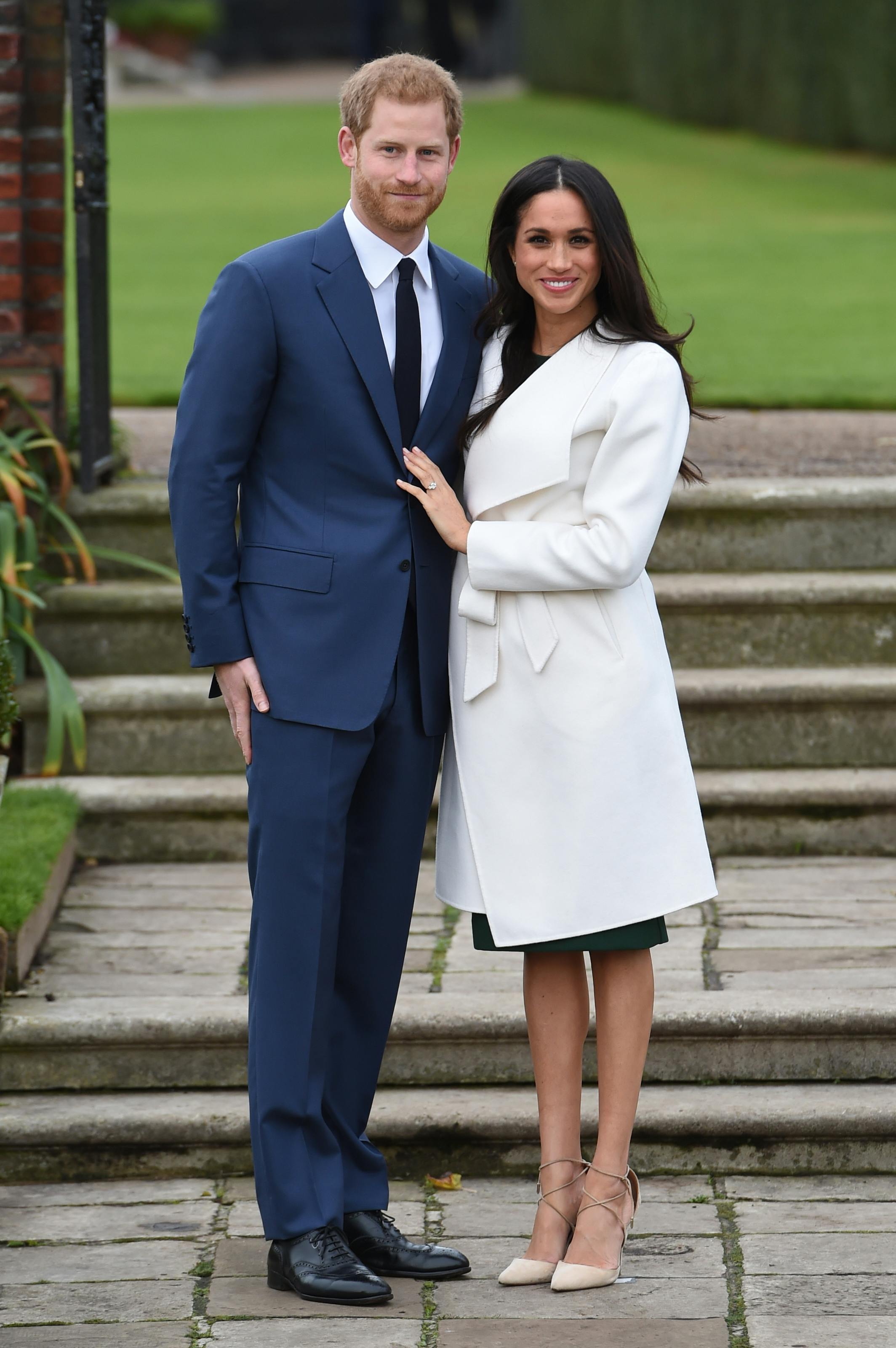 Meghan markle hotsell unicorn dress