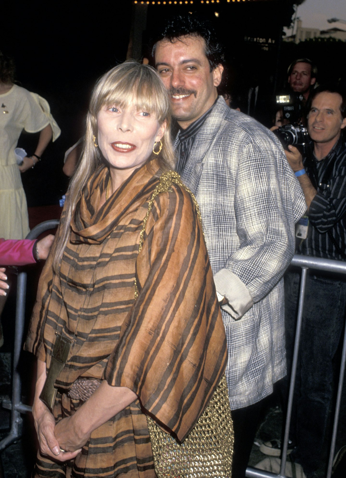 1982 – Joni Mitchell and Larry Klein