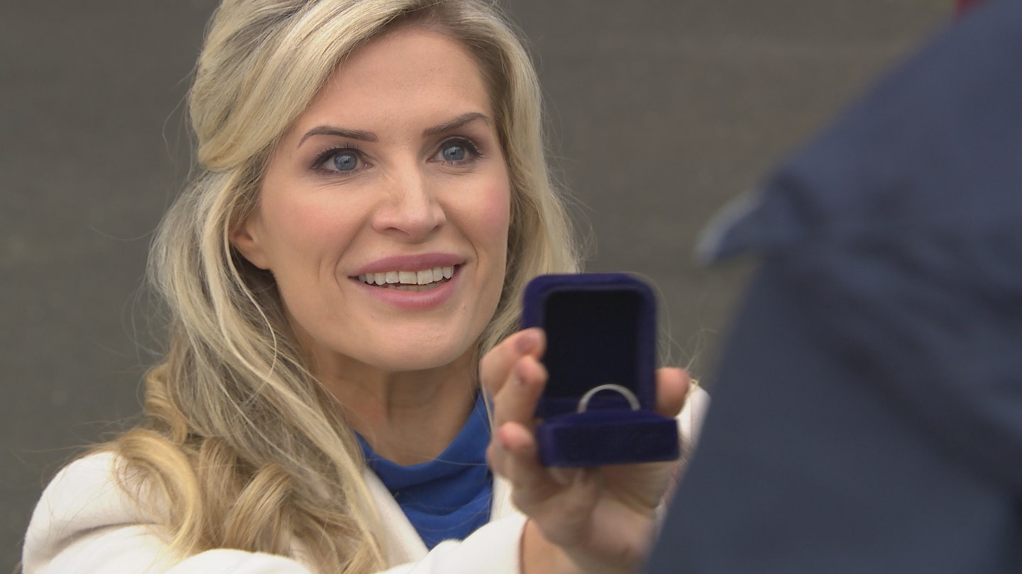 hollyoaks christmas spoilers cindy proposes luke