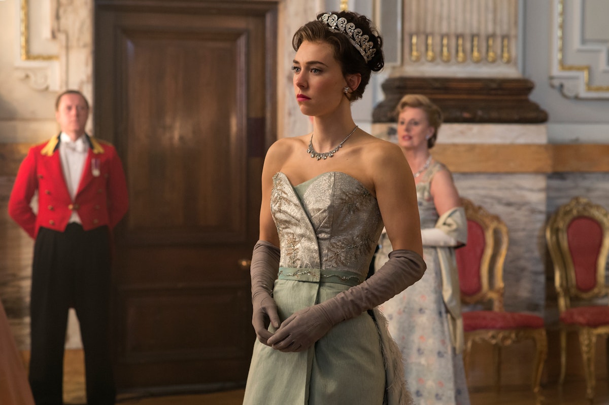 The Crown: True Story Behind Princess Margaret's 'Naked' Portrait By