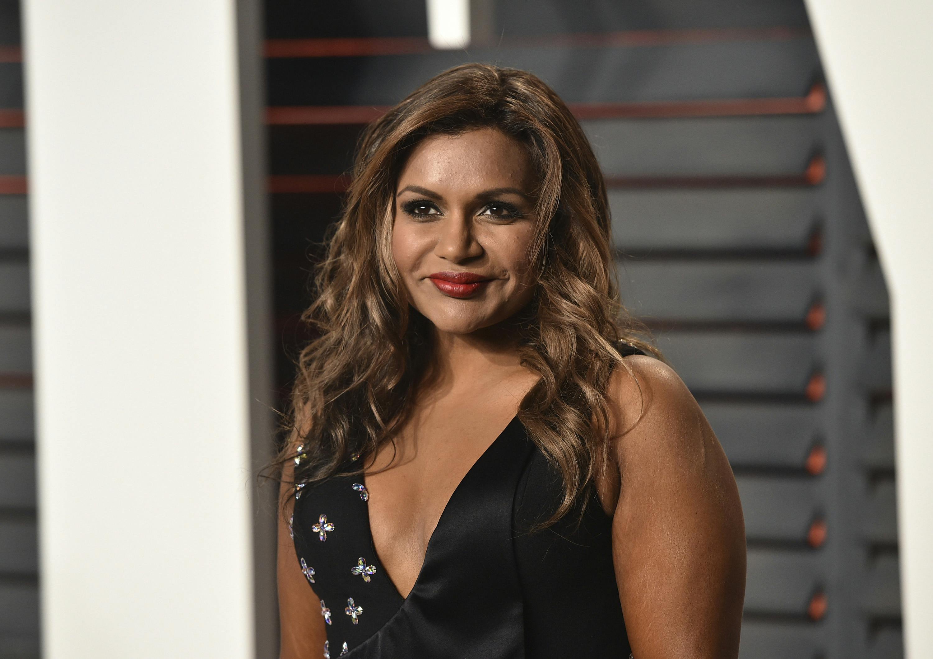 Mindy Kaling Gives Birth To Daughter (And We Still Don’t Know Who The ...