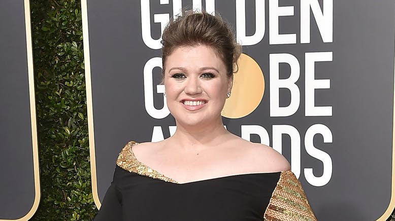 open lace back dress Kelly Clarkson Ivory Off Shoulder 2024 Grammys Red Carpet Dress