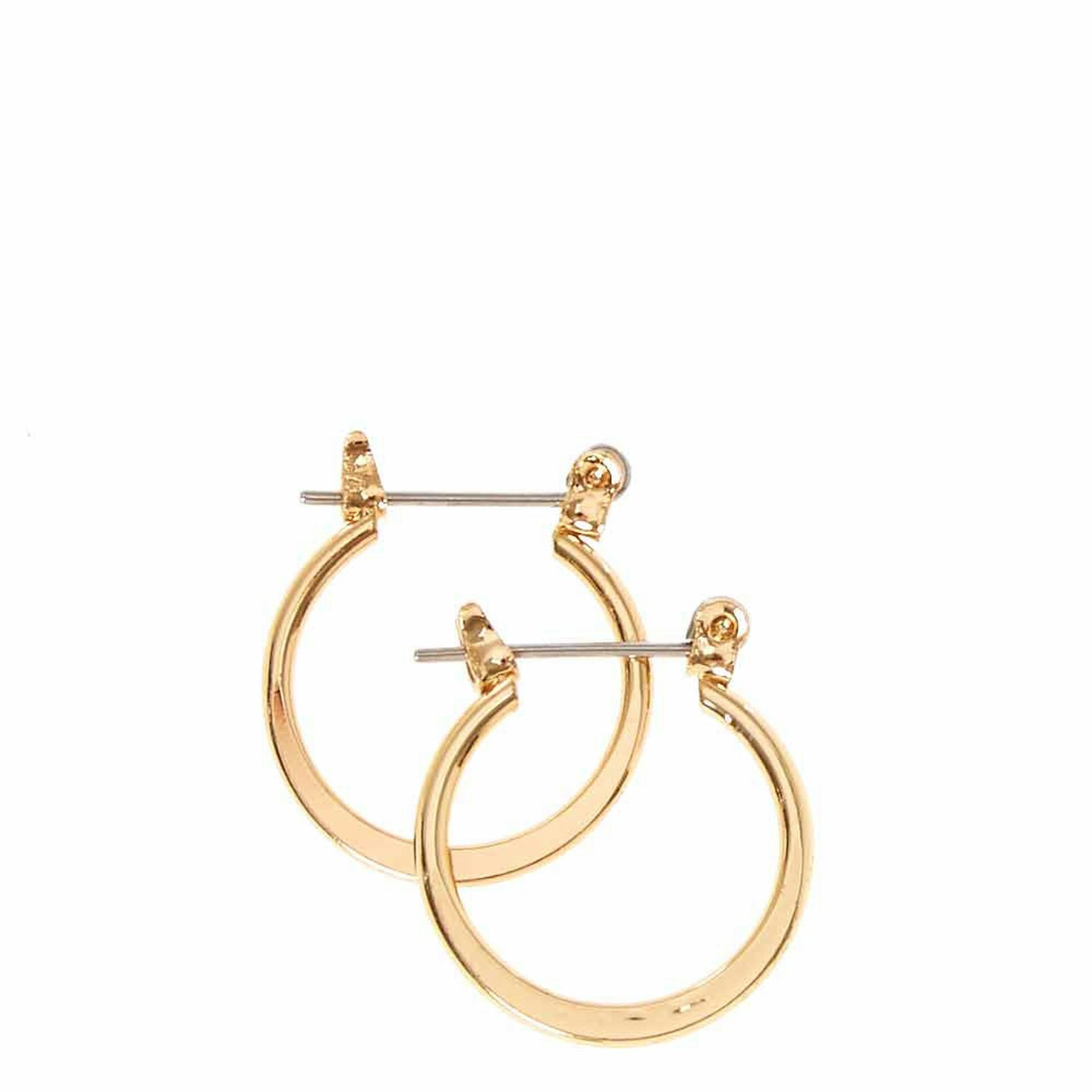 gold-earrings-khloe-kardashian
