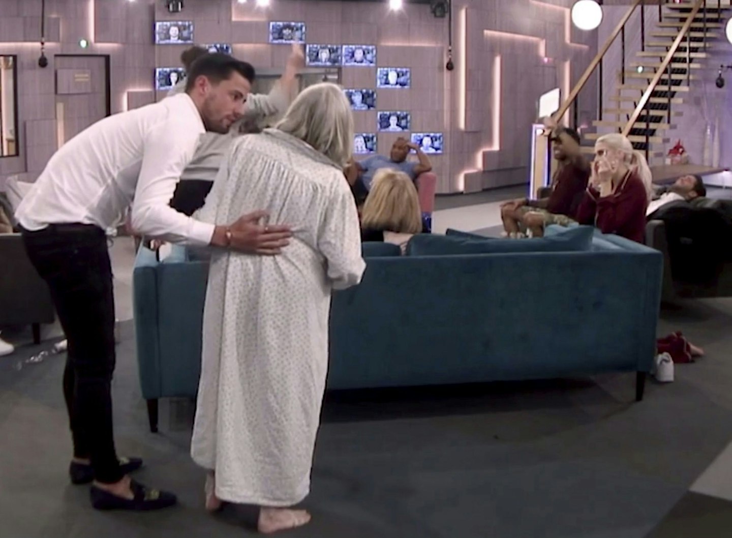 Andrew brady ann cuddle