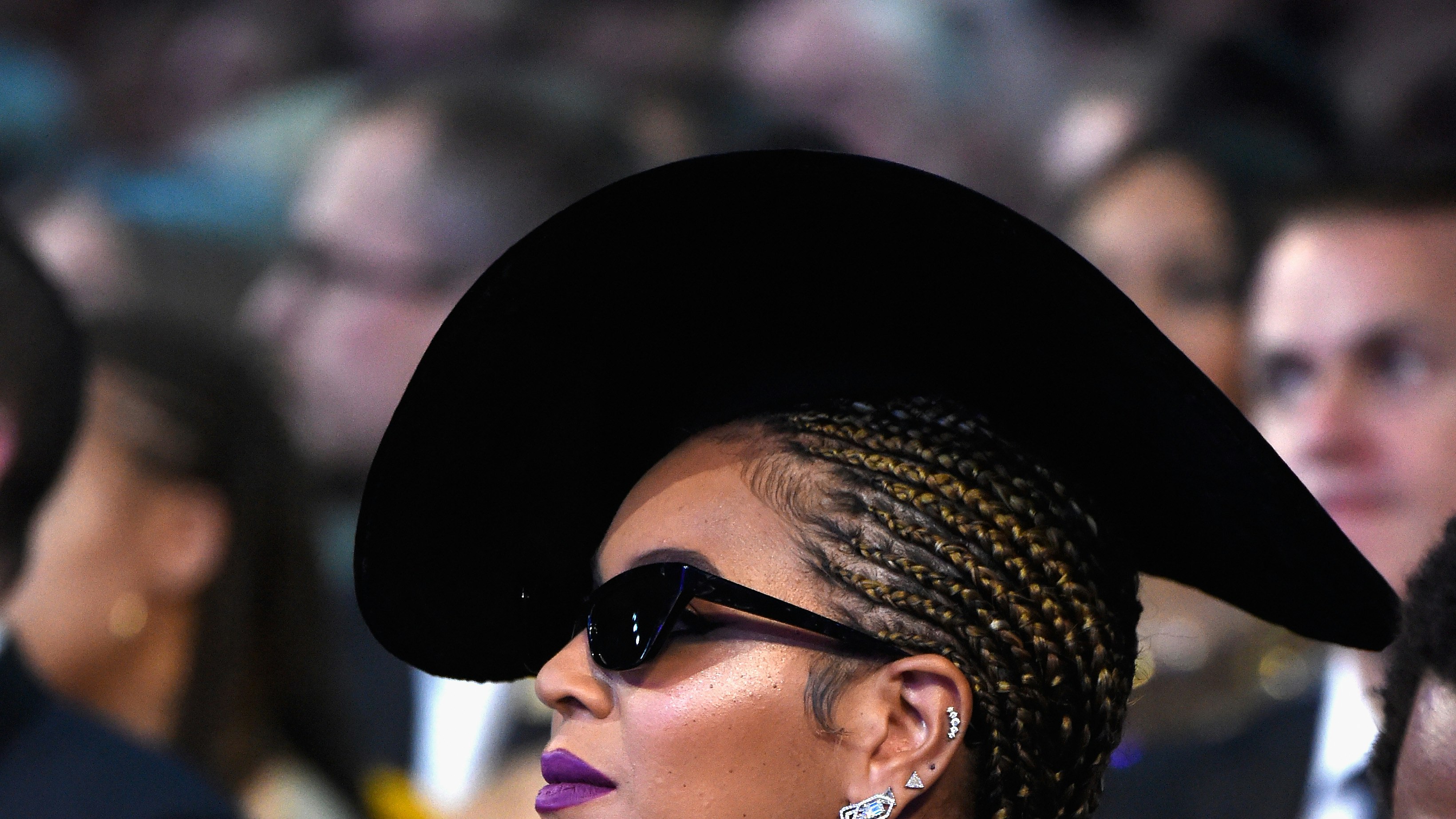 Beyoncé Debuts Brand New Glossier Products At The Grammys