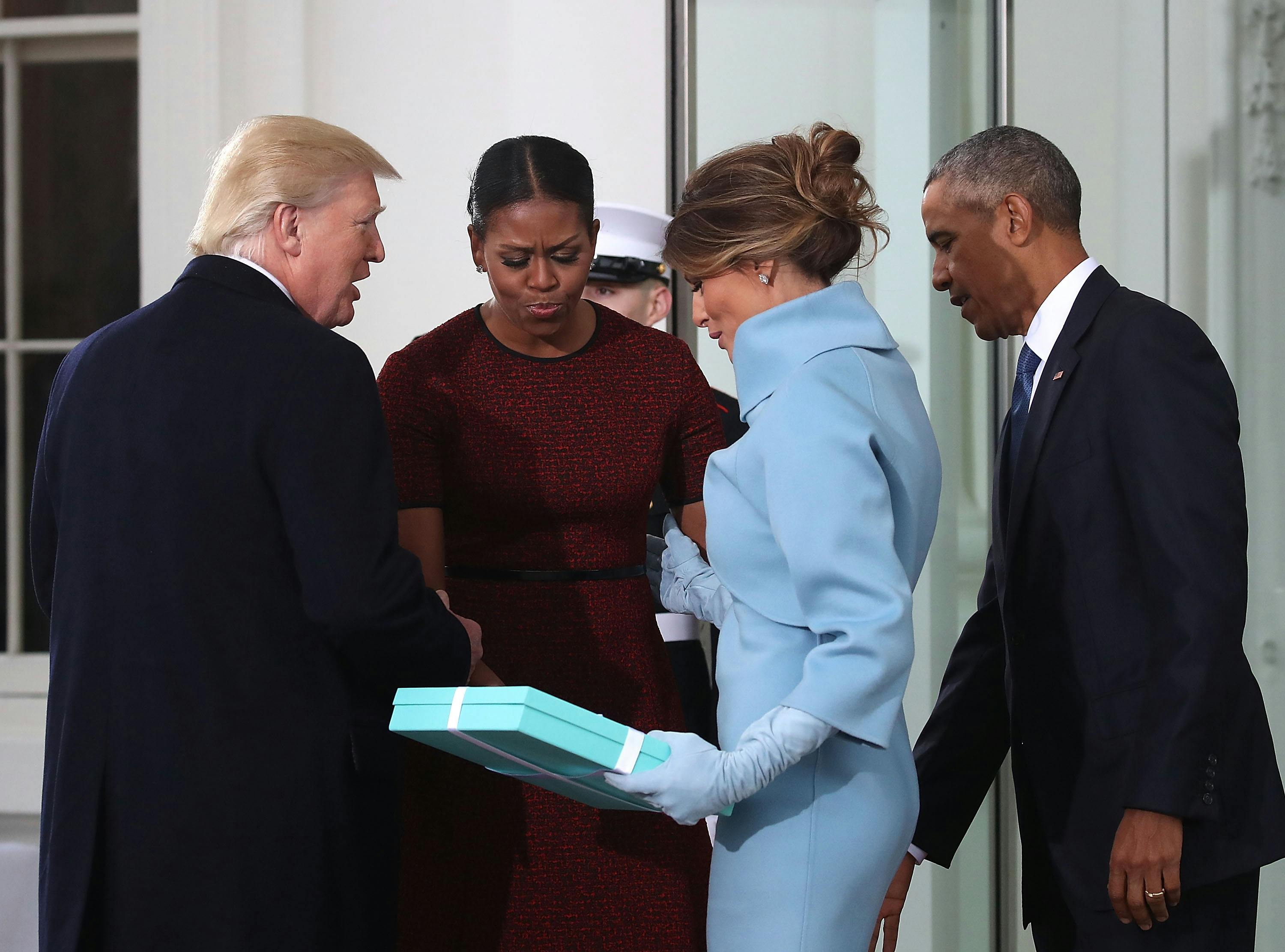 Michelle Obama Finally Reveals What Melania Trump Gave Her In The ...