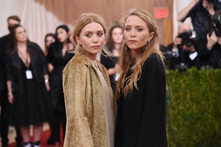 The Olsen Twins Gave Out Healing Crystals After Their New York Fashion ...