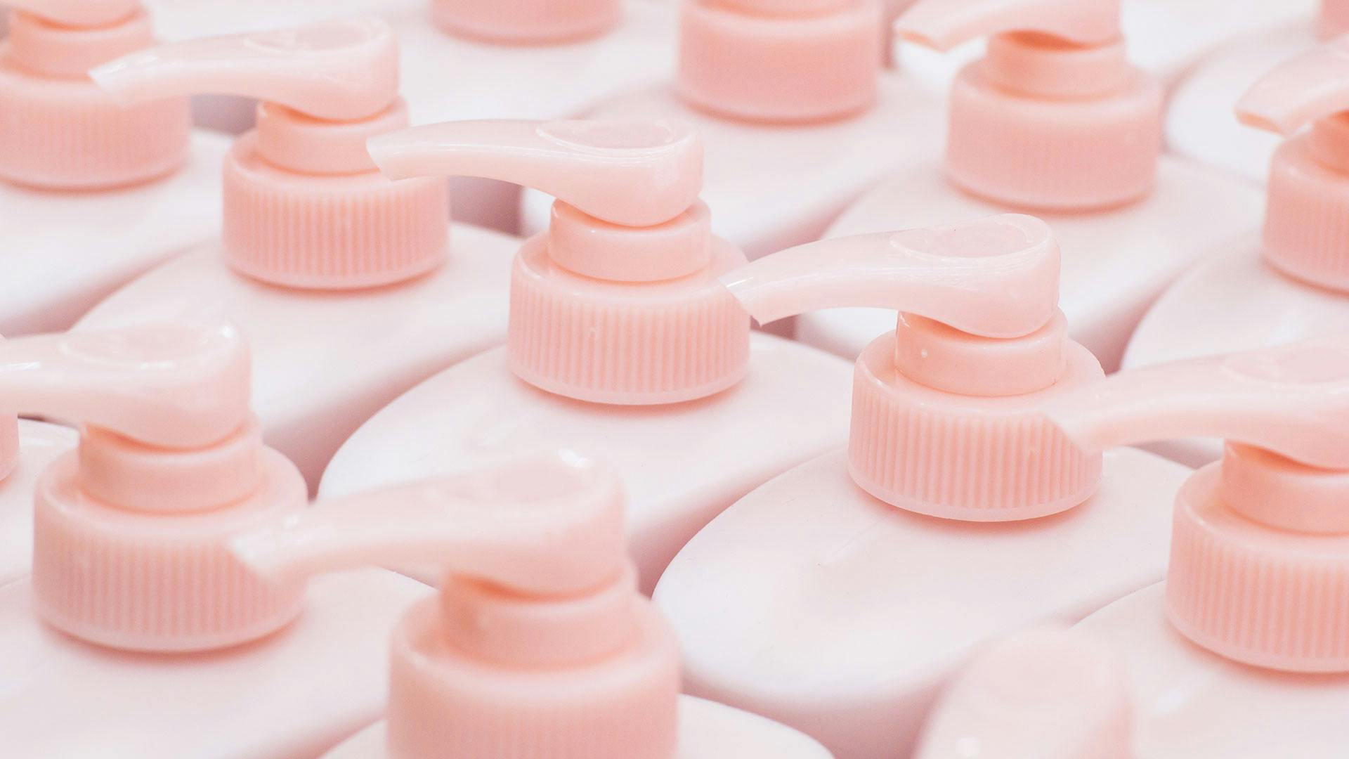 The Differences Between A £2 And £20 Shampoo Revealed