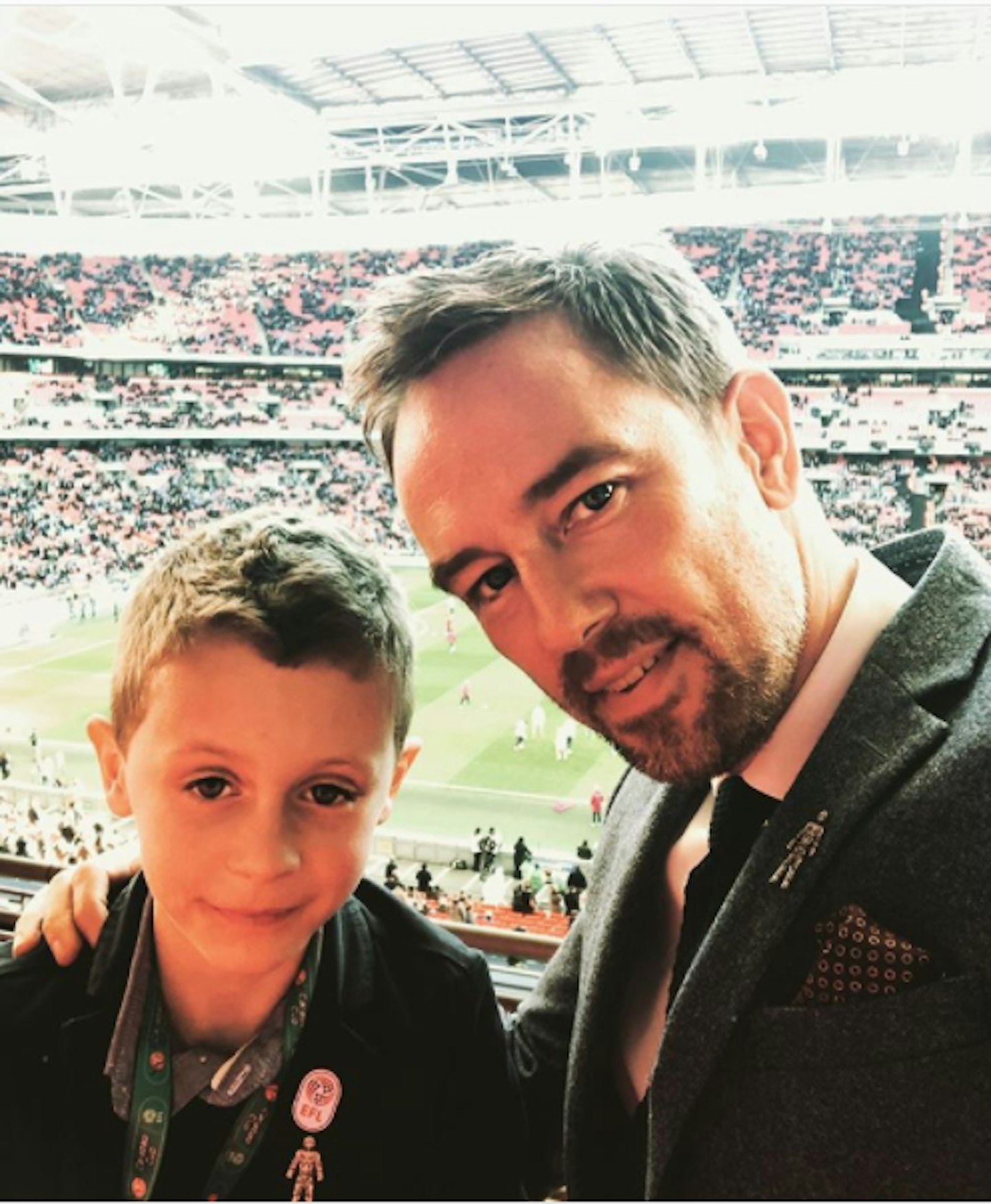 Instagram/simonjthomassky