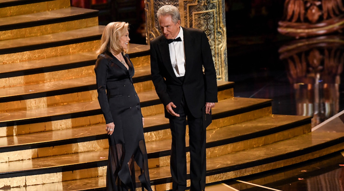Faye Dunaway and Warren Beatty present the Oscar for Best Picture