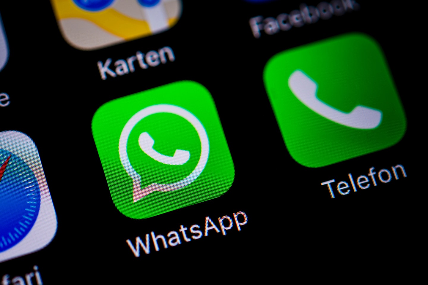 WhatsApp 