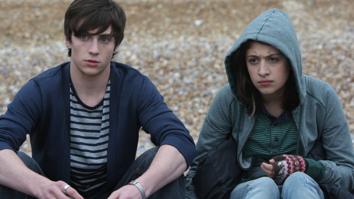 Georgia and Robbie on Angus Thongs & Perfect Snogging movie