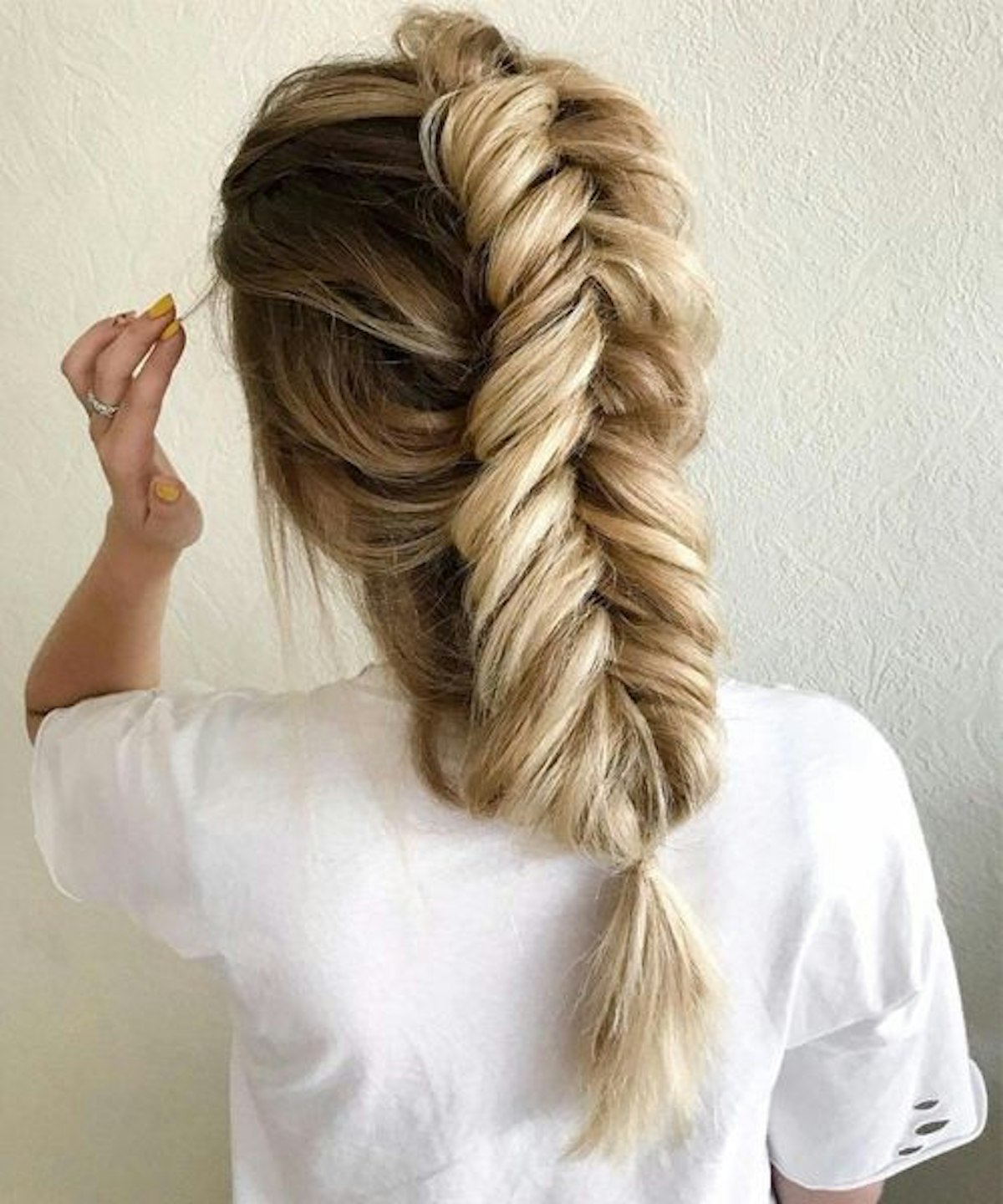 Fishtail Braid Hairstyle: How To, Step-By-Step and Pinterest Inspiration