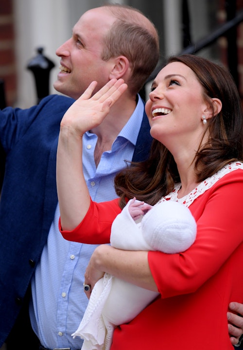 Prince William Caught Nodding Off At Event After Birth Of Royal Baby(02)