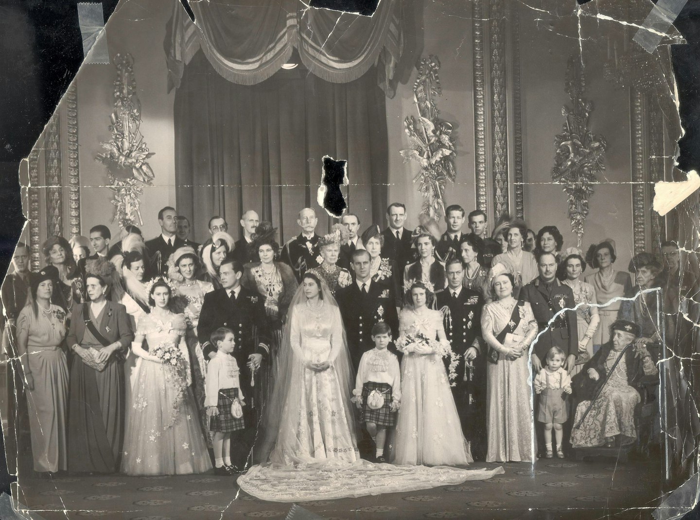 Grazia: Royal Wedding Bridesmaids Princess Elizabeth Queen Prince Philip Duke of Edinburgh
