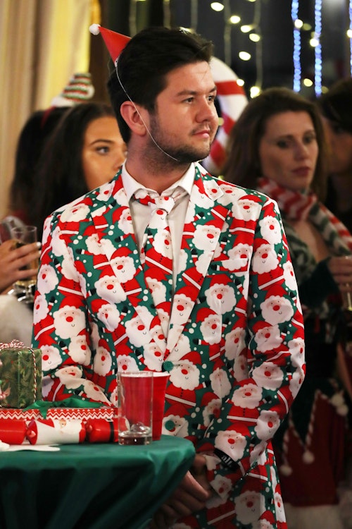 Dan Osborne fans go wild for his huge bulge in steamy gym selfie ...