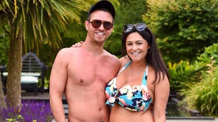 Casey Batchelor shares post-baby bikini photo weeks after giving birth and  hits back at haters | Closer