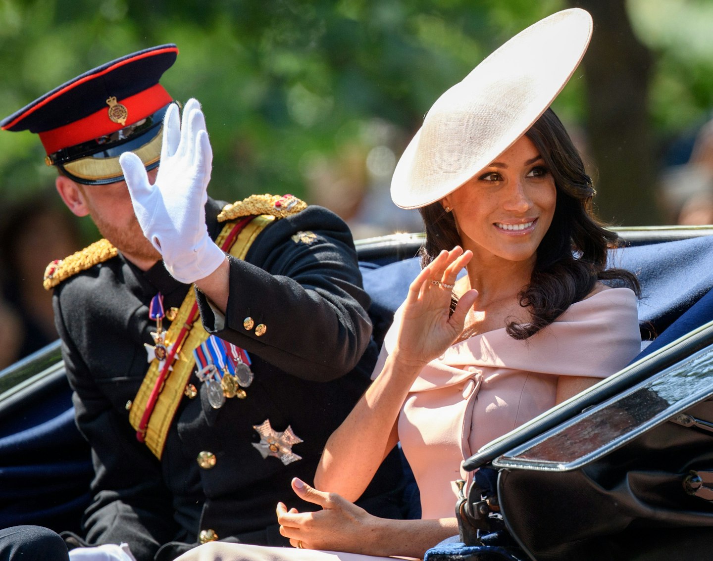meghan markle boat neck dress trooping the colour
