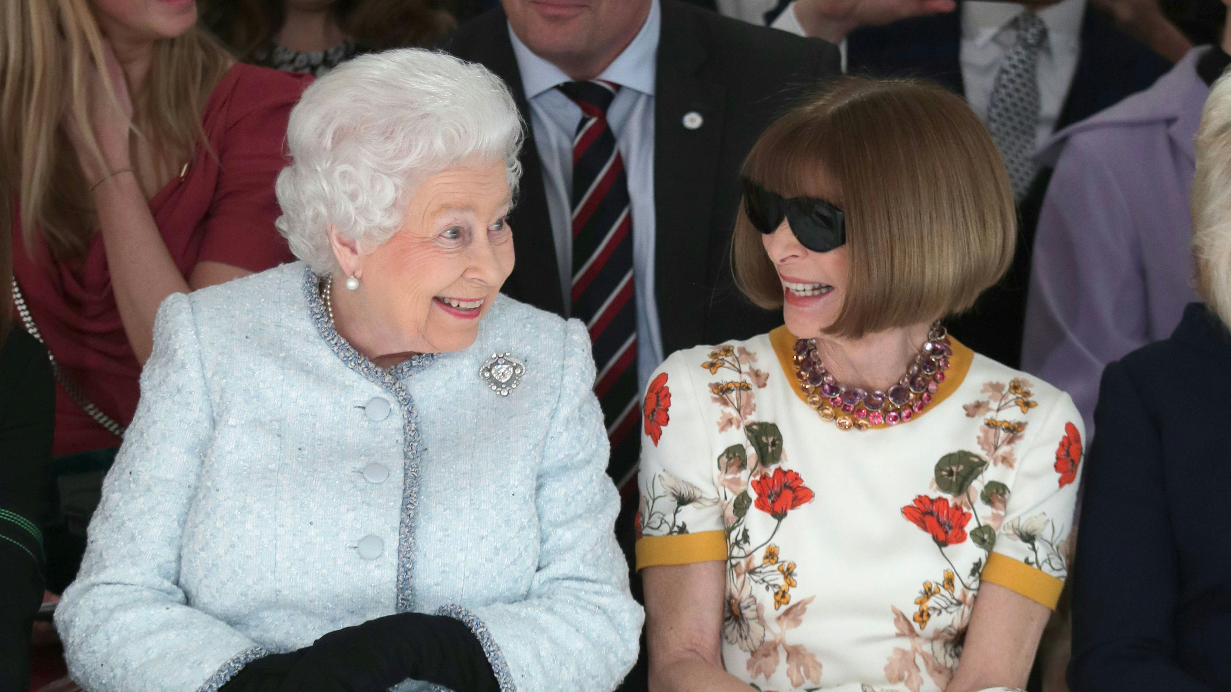 We’ve Just Realised That Anna Wintour Never Takes This Accessory