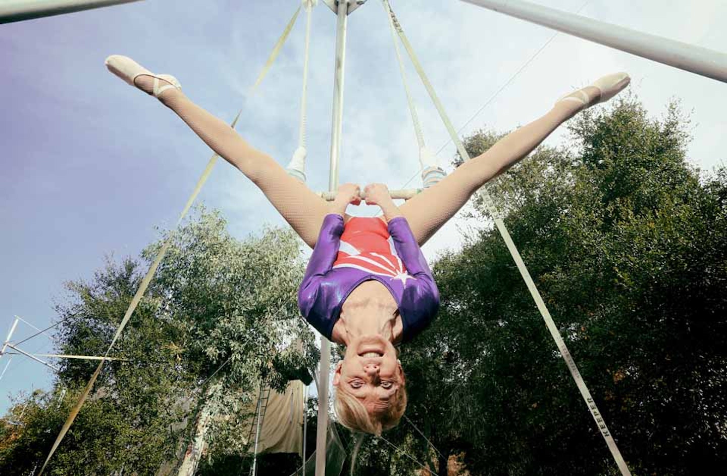 Oldest performing flying trapeze artist (female)