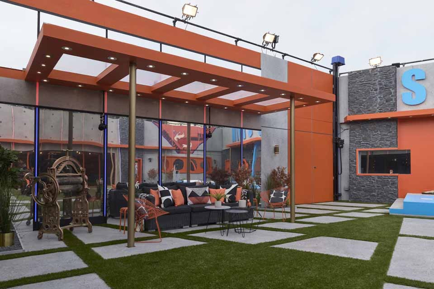 Big Brother house - Smoking area