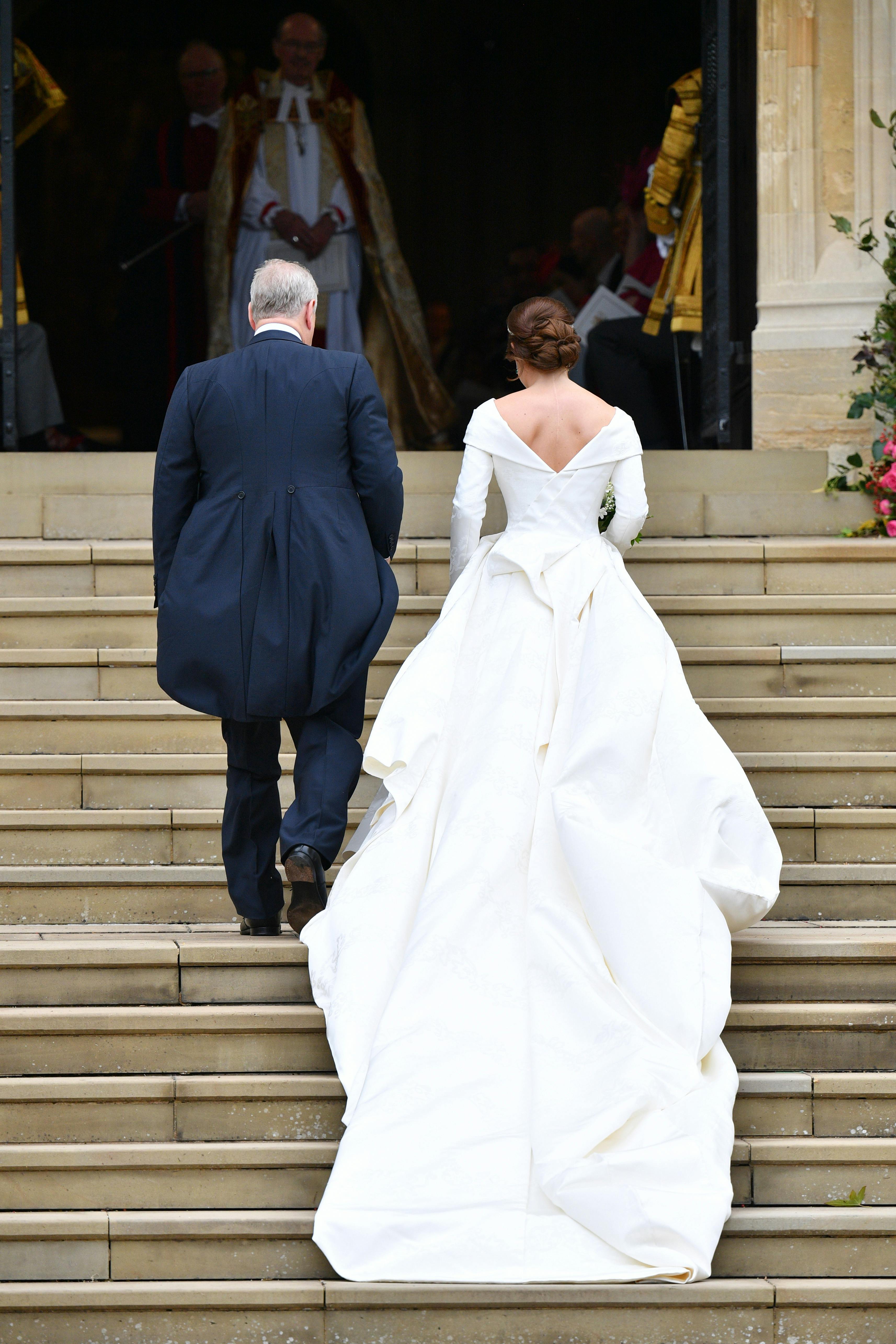 Princess Eugenie s Wedding Dress Designed By Peter Pilotto and Christopher De Vos Grazia