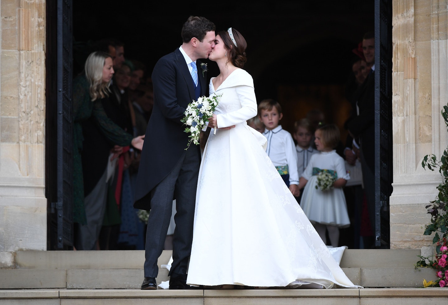 princess eugenie jack brooksbank kiss