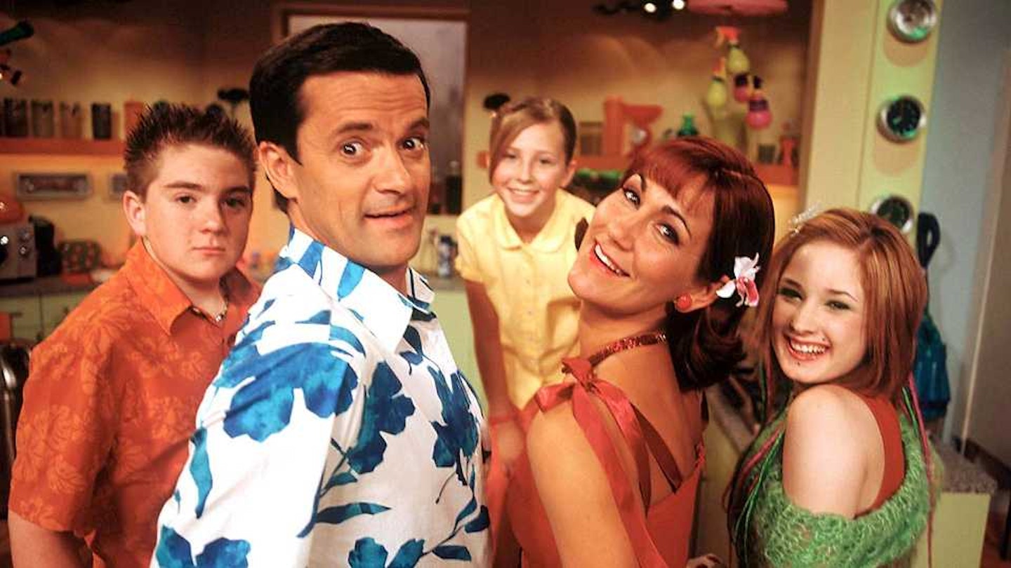 You've GOT to see what the My Parents Are Aliens cast look like now