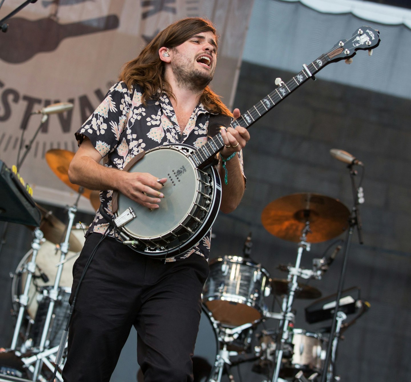 Winston Marshall